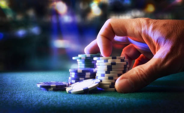 maskapaitoto mobile app interface showing live casino tables and sportsbook markets